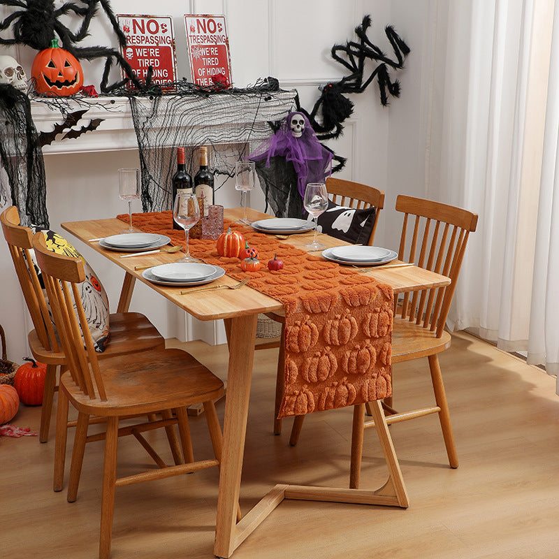Wholesale Luxury Pumpkin Quilted Embroidered Halloween Table Runner Dining Tablecloth Party Decoration Mall Arrangement Tablecloth